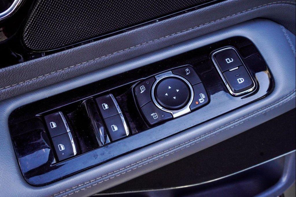 used 2020 Lincoln Aviator car, priced at $28,900