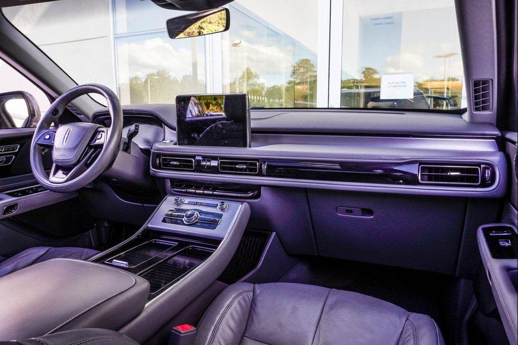 used 2020 Lincoln Aviator car, priced at $28,900