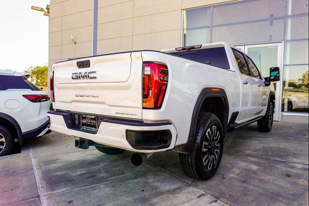 used 2024 GMC Sierra 2500 car, priced at $74,000