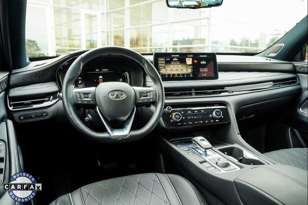 used 2025 INFINITI QX60 car, priced at $55,400