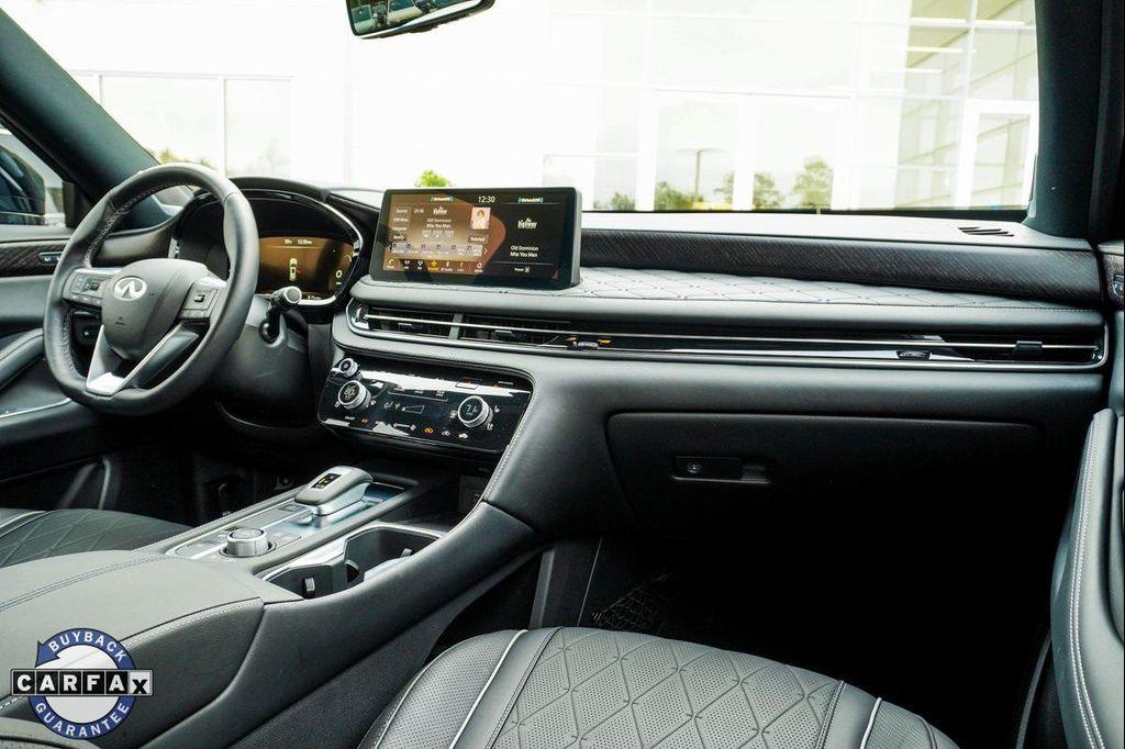 used 2025 INFINITI QX60 car, priced at $55,400
