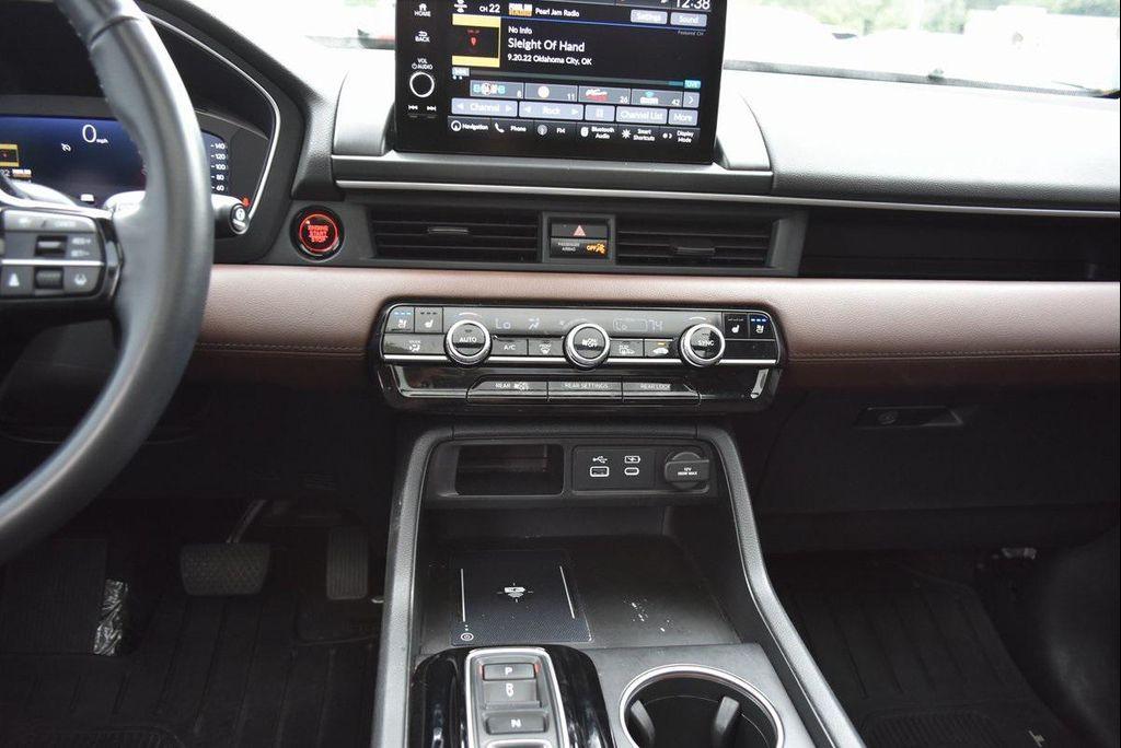 used 2023 Honda Pilot car, priced at $39,000