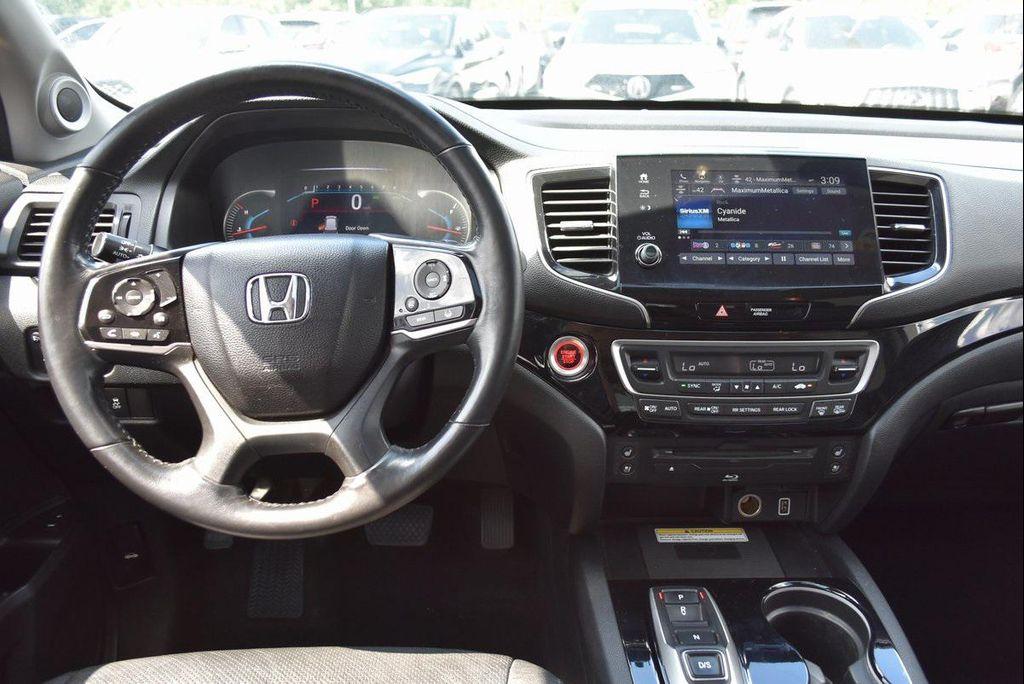 used 2022 Honda Pilot car, priced at $29,000
