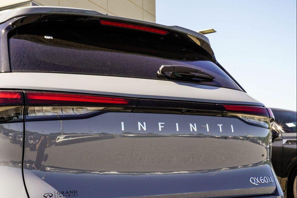 new 2027 INFINITI QX60 car, priced at $61,033