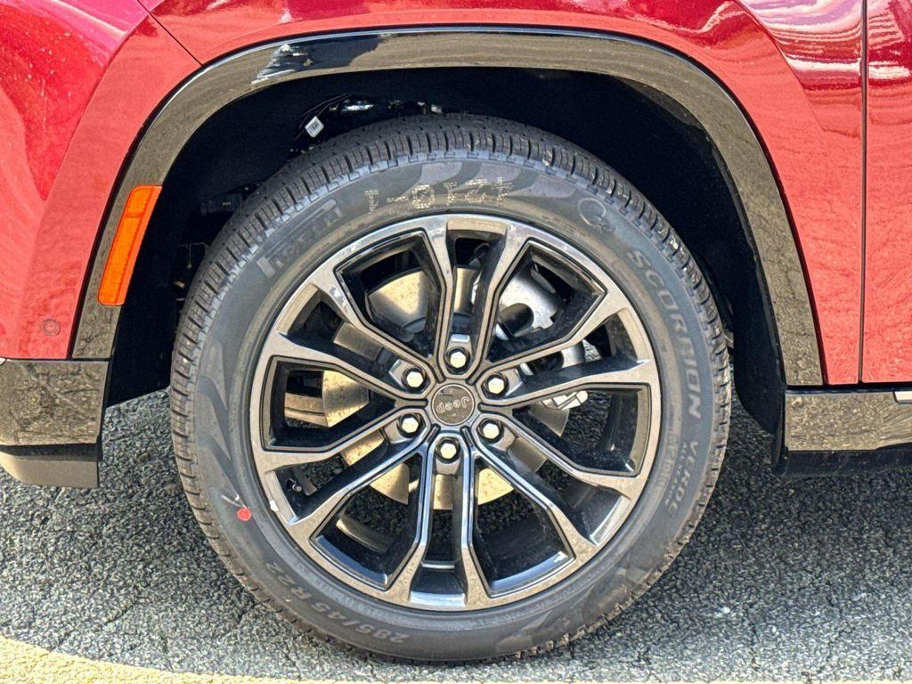 new 2026 Jeep Grand Wagoneer car, priced at $93,314