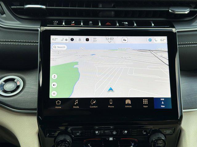 new 2025 Jeep Grand Cherokee car, priced at $41,734