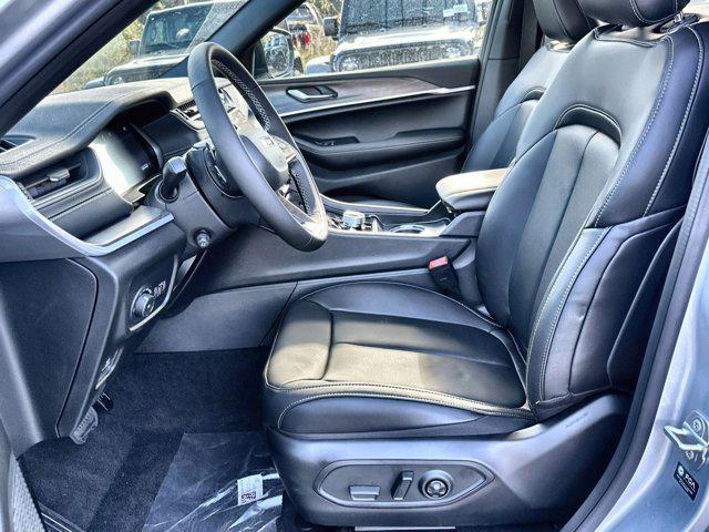 new 2025 Jeep Grand Cherokee L car, priced at $46,860