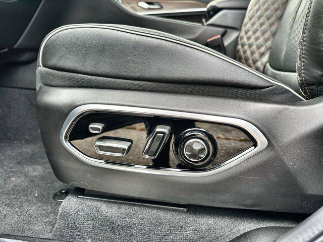 new 2025 Jeep Grand Cherokee car, priced at $56,282