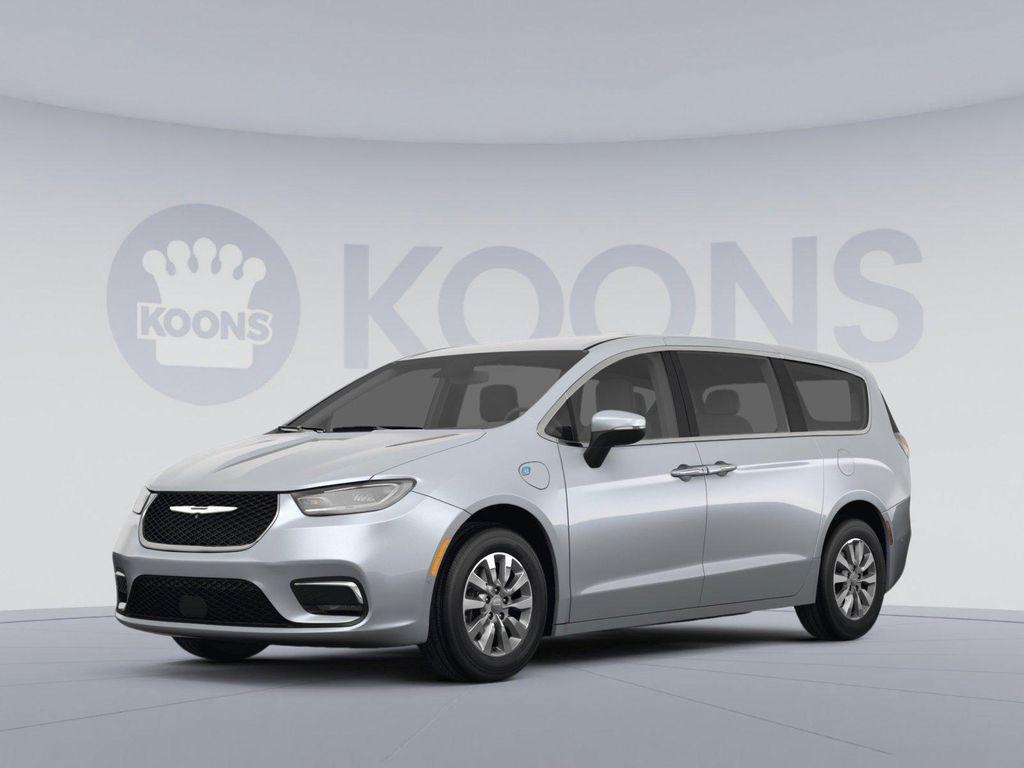 used 2022 Chrysler Pacifica Hybrid car, priced at $24,495