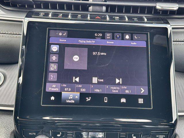 new 2025 Jeep Grand Cherokee car, priced at $37,014