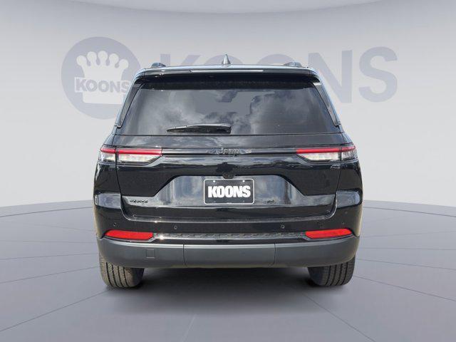 new 2025 Jeep Grand Cherokee car, priced at $37,014
