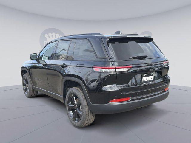 new 2025 Jeep Grand Cherokee car, priced at $37,014