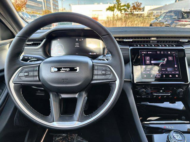new 2025 Jeep Grand Cherokee car, priced at $40,309