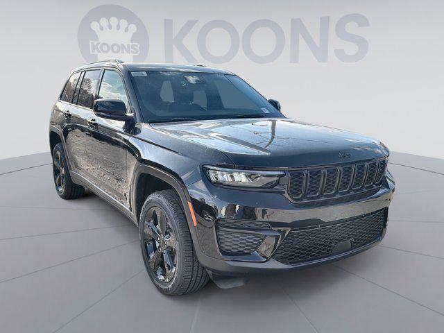 new 2025 Jeep Grand Cherokee car, priced at $40,309