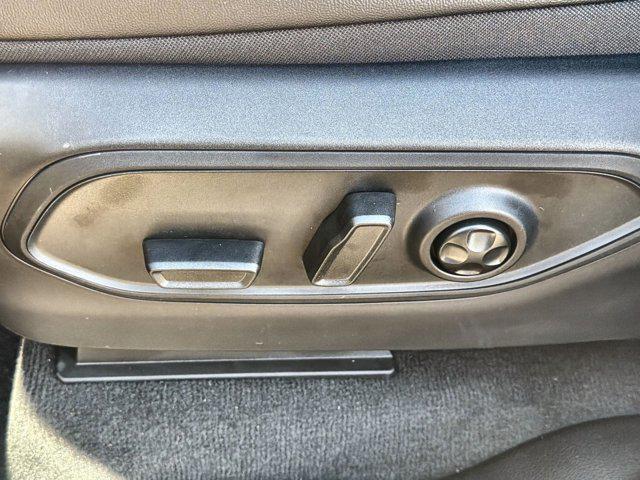 new 2025 Jeep Grand Cherokee car, priced at $40,309