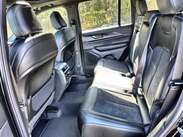 new 2025 Jeep Grand Cherokee car, priced at $40,309