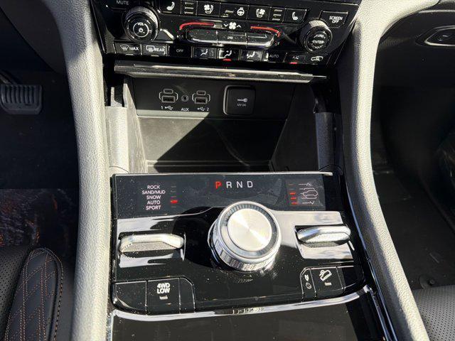 new 2025 Jeep Grand Cherokee car, priced at $56,682