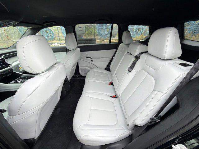 new 2026 Jeep Cherokee car, priced at $38,217