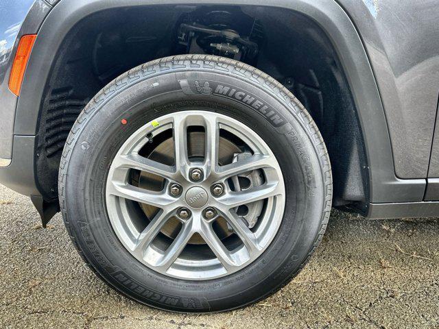 new 2025 Jeep Grand Cherokee L car, priced at $38,242