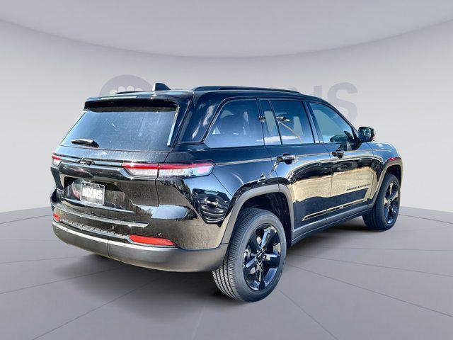 new 2025 Jeep Grand Cherokee car, priced at $40,309