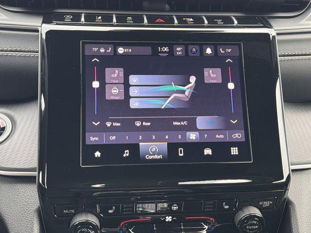 new 2025 Jeep Grand Cherokee car, priced at $40,809