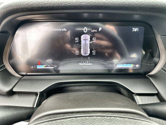 new 2025 Jeep Grand Cherokee car, priced at $37,506