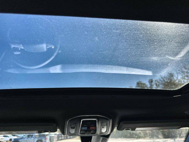 new 2025 Jeep Grand Cherokee car, priced at $31,756