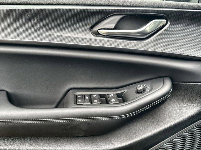 new 2025 Jeep Grand Cherokee car, priced at $37,506