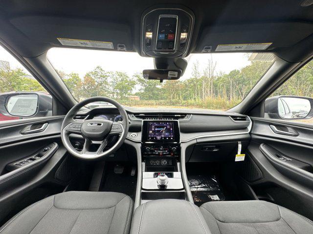 new 2025 Jeep Grand Cherokee L car, priced at $35,589