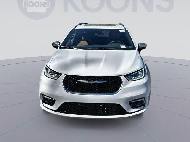 new 2026 Chrysler Pacifica car, priced at $46,698