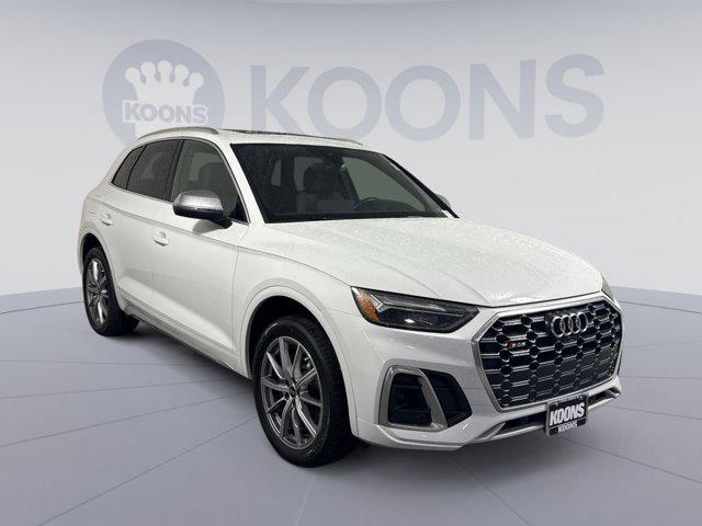 used 2023 Audi SQ5 car, priced at $39,995