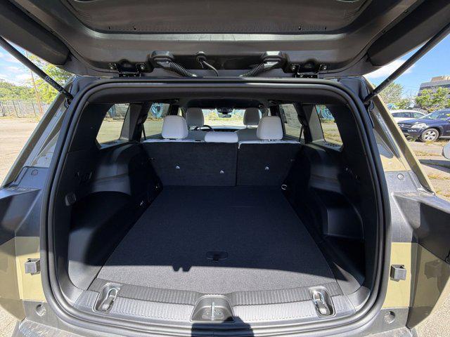 new 2026 Jeep Cherokee car, priced at $35,412