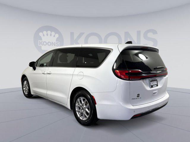 used 2023 Chrysler Pacifica car, priced at $24,500