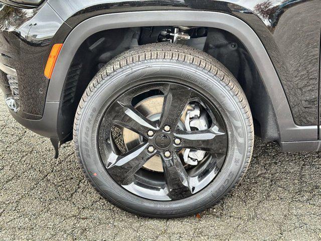 new 2025 Jeep Grand Cherokee L car, priced at $46,860