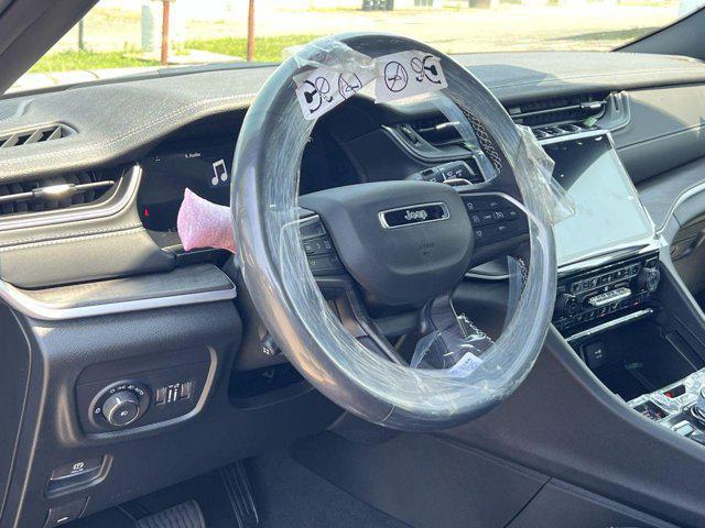 new 2025 Jeep Grand Cherokee L car, priced at $44,735