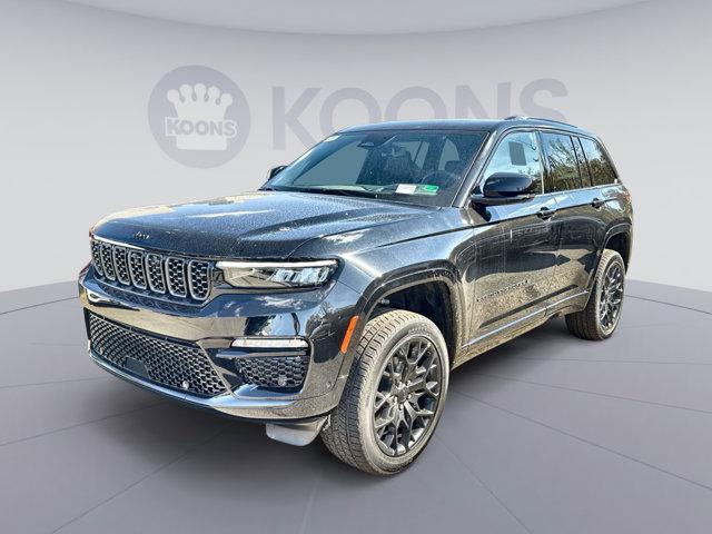 new 2025 Jeep Grand Cherokee car, priced at $57,182