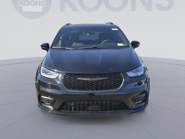 new 2026 Chrysler Pacifica car, priced at $47,547