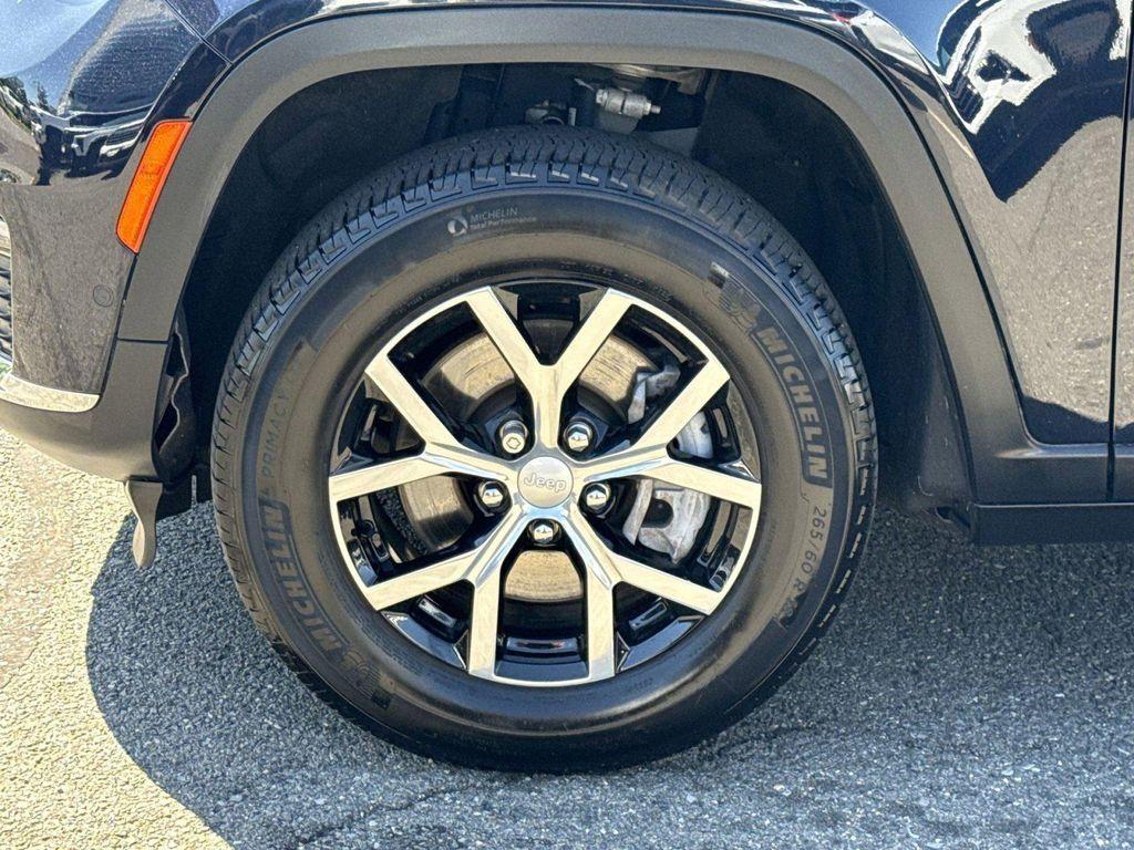 used 2023 Jeep Grand Cherokee L car, priced at $33,995
