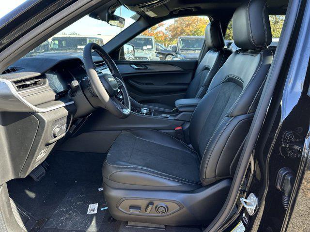 new 2025 Jeep Grand Cherokee L car, priced at $40,617