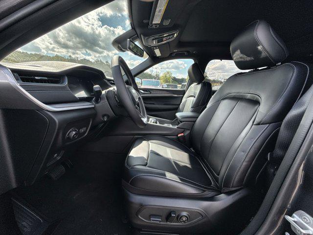 new 2025 Jeep Grand Cherokee L car, priced at $44,735