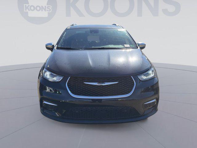 new 2026 Chrysler Pacifica car, priced at $46,698