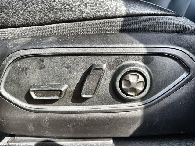 new 2025 Jeep Grand Cherokee car, priced at $44,227