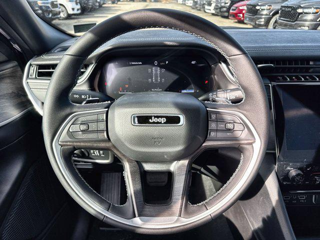 new 2025 Jeep Grand Cherokee car, priced at $44,227