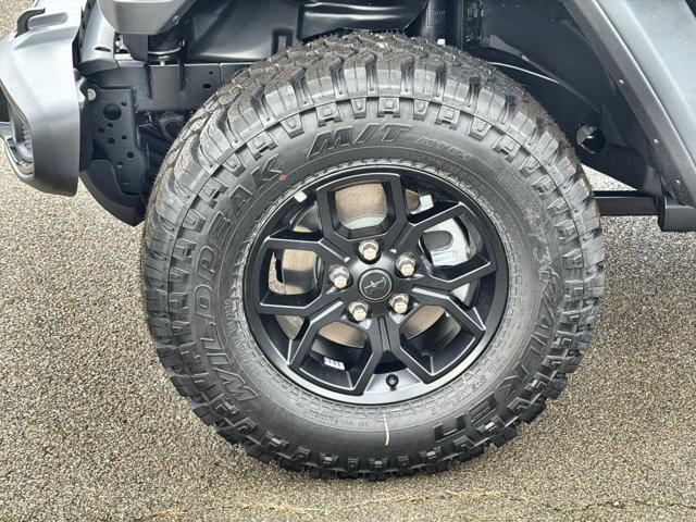 new 2025 Jeep Wrangler car, priced at $44,554