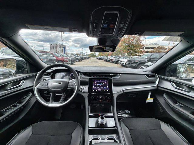 new 2025 Jeep Grand Cherokee L car, priced at $39,964