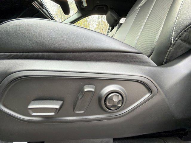 new 2025 Jeep Grand Cherokee car, priced at $43,034