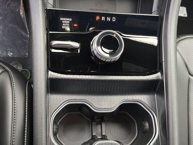 new 2025 Jeep Grand Cherokee car, priced at $43,034