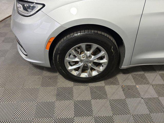 used 2022 Chrysler Pacifica car, priced at $30,000