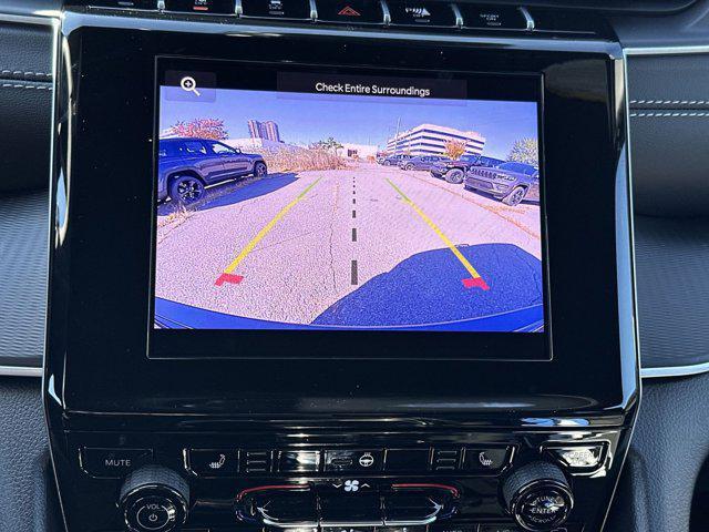 new 2025 Jeep Grand Cherokee car, priced at $40,309