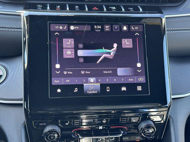 new 2025 Jeep Grand Cherokee car, priced at $40,309